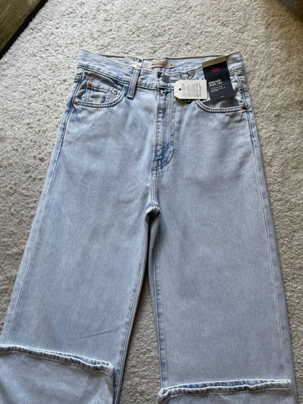 NWT Levi’s Premium Ribcage Wide Leg High Rise Women’s Jeans Size 26/32 - Picture 2 of 13